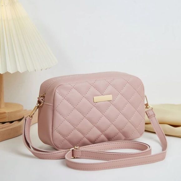 Mini Quilted Mauve Crossbody NWT - Picture 4 of 8
